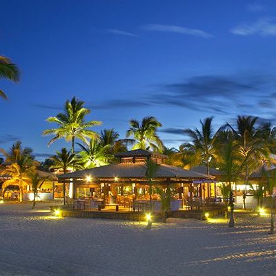 praia-resort-noite